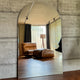 Specchio ad arco senza cornice Edge a figura intera 179x110 cm