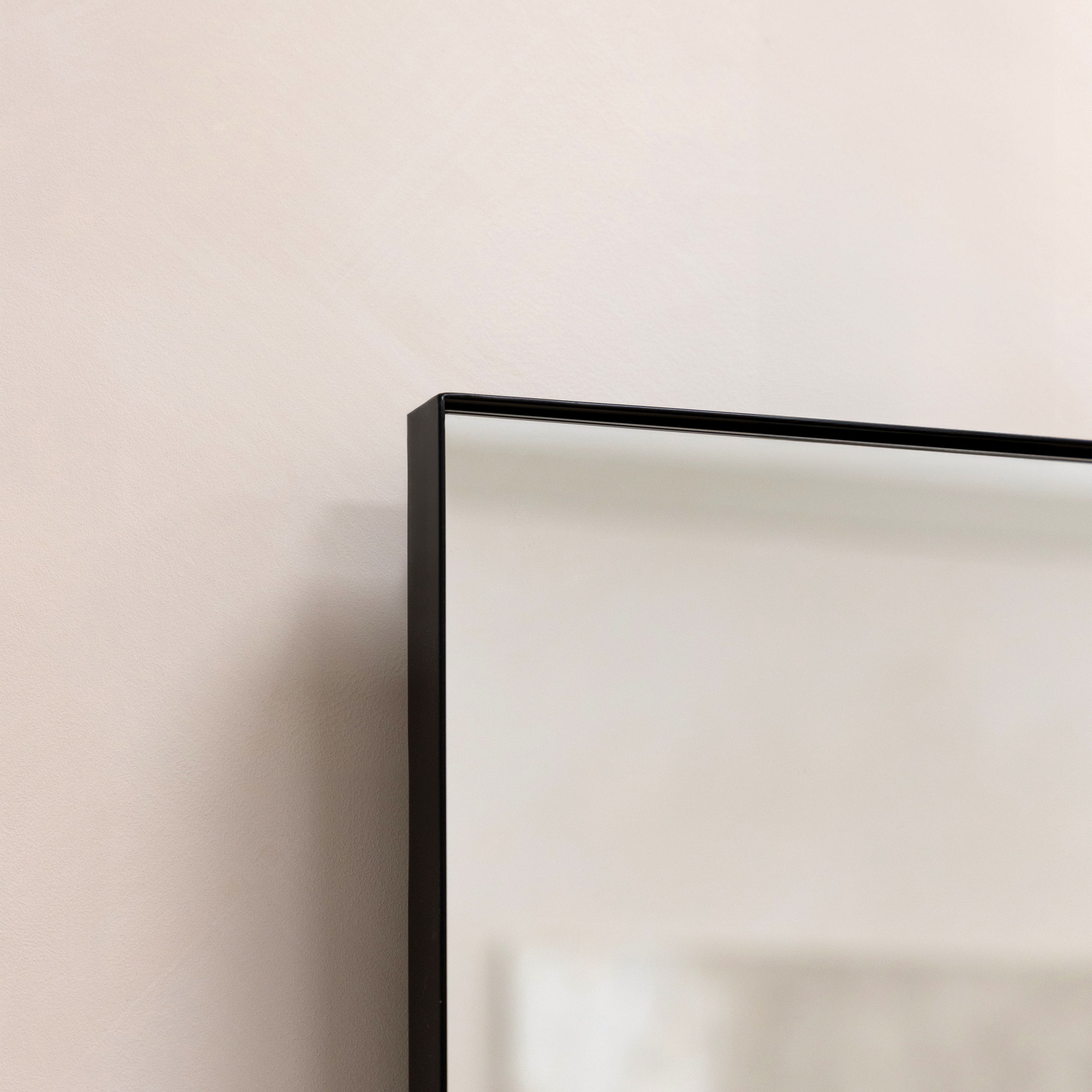 Miroir Mural Theo Rectangulaire en Métal Noir 120x90 cm Havenly